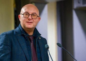 Αθανάσιος Κατσίμπελης: Η Ζάκυνθος, το Ολοκαύτωμα και το χρέος της μνήμης