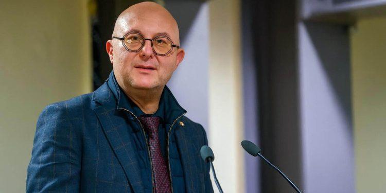 Αθανάσιος Κατσίμπελης: Η Ζάκυνθος, το Ολοκαύτωμα και το χρέος της μνήμης