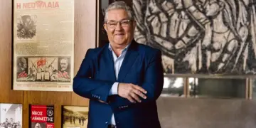 DIMITRIS KOUTSOUMPAS123